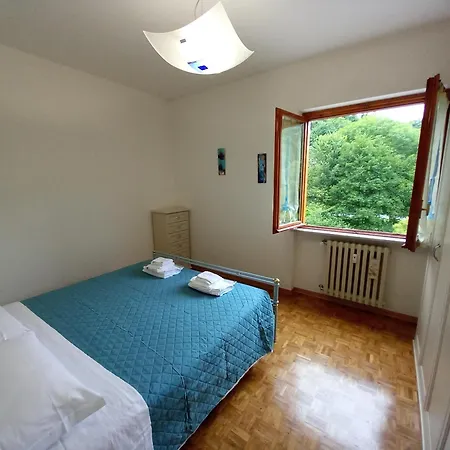 Sam's Getaway شقة لوريسيا